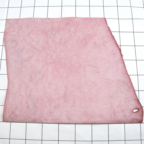 SKA06 マゼンタ2 アラスカ 裁ち革 切り革 カットレザー