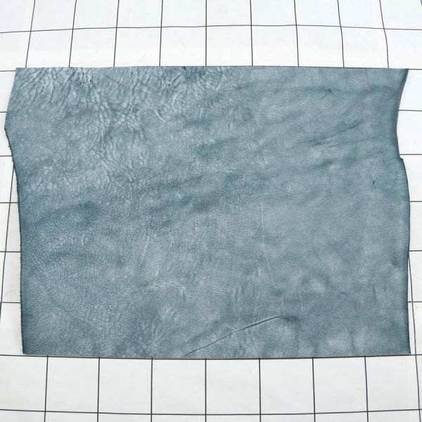 SKA34 ターコイズ1 アラスカ 不定形裁ち革 切り革 カットレザー