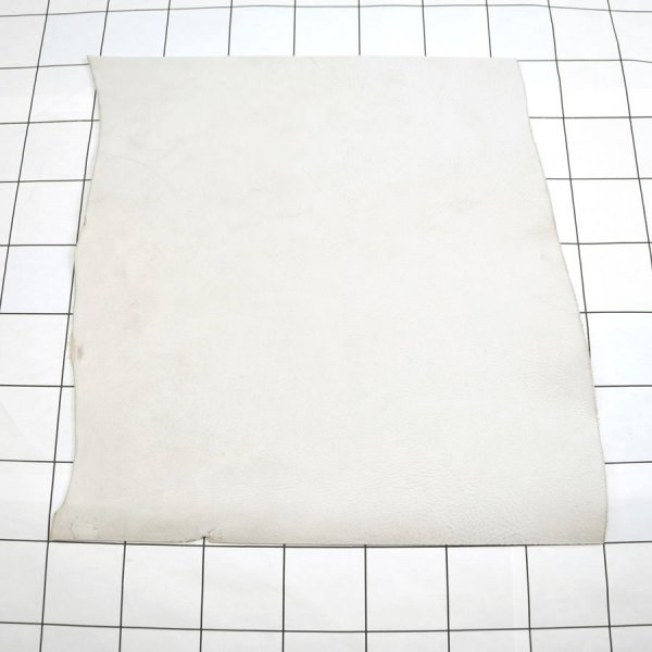 画像1: 不定形裁ち革 「アラスカ」SKA42(BEIGE) (1)