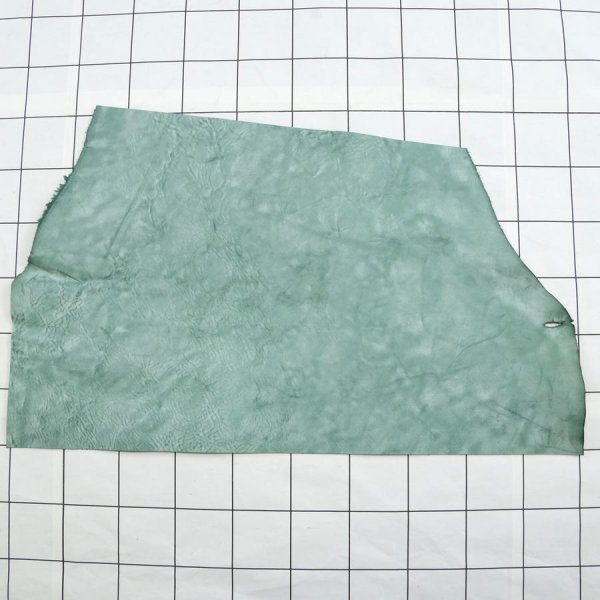 SKA05 グリーン3 アラスカ 裁ち革 切り革 カットレザー