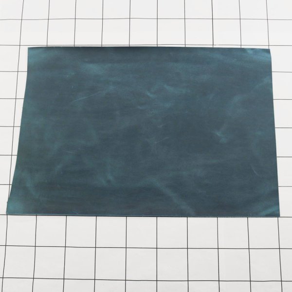 画像1: 【30%OFF!】不定形裁ち革 「WPクレイジーホース」AquaMarine (1)