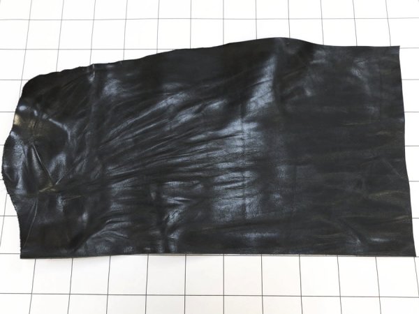 画像1: 【30%OFF!】不定形裁ち革 「リンクル」ブラック (1)