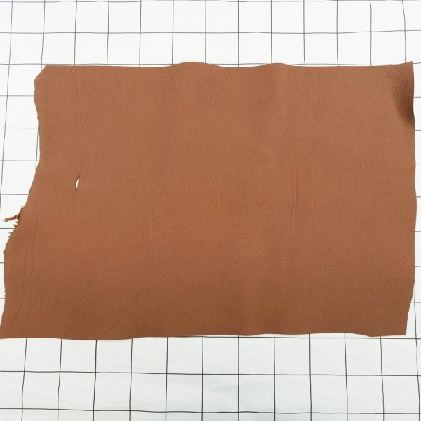 画像1: 不定形裁ち革 「TOGO(トゴ)」ゴールド (1)