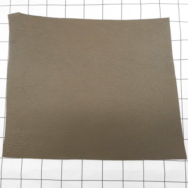 画像1: 不定形裁ち革 「Taurillon Clemence(トリヨンクレマンス)」エトープ (1)