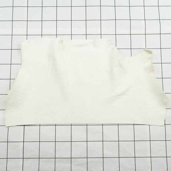 画像1: 不定形裁ち革 「鹿革ディアスキン」純白 (1)