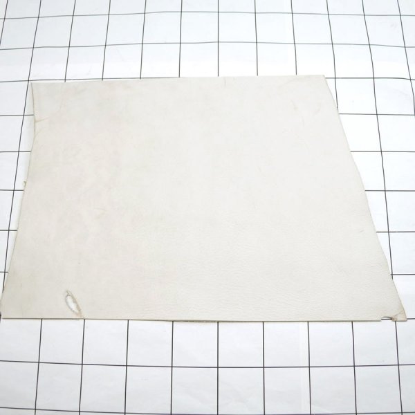 画像1: 不定形裁ち革 「アラスカ」SKA42(BEIGE) (1)
