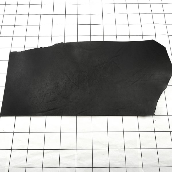 画像1: 不定形裁ち革 「茶芯オールドアメリカ」BLK (1)