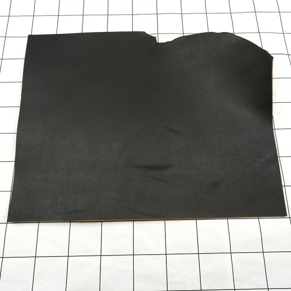 画像1: 不定形裁ち革 「茶芯オールドアメリカ」BLK (1)