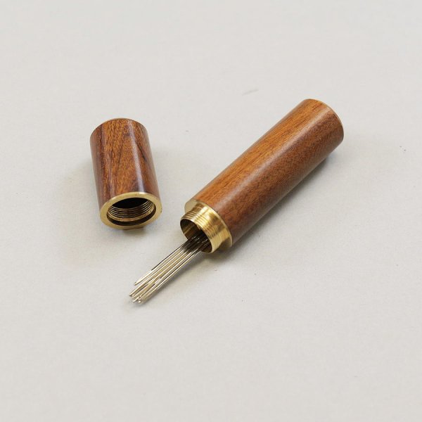 画像3: 木製針ケース (3)