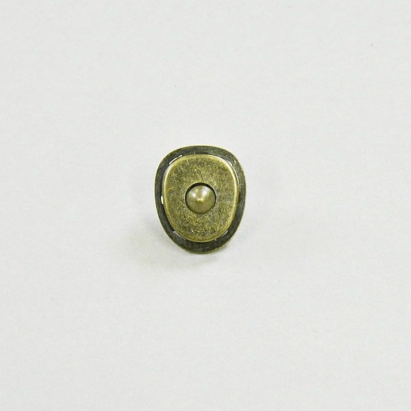 亀の甲ホックボタン