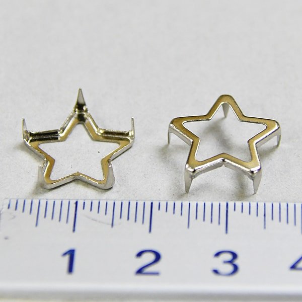 スターインレイスタッズ サイズ